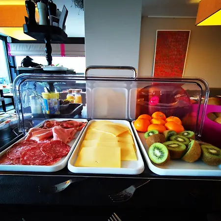 O Restaurant فندق 3*